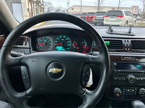 Used 2014 Chevrolet Impala LTZ image 14
