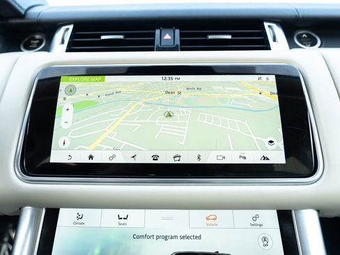 Certified 2022 Land Rover Range Rover Sport HST image 24