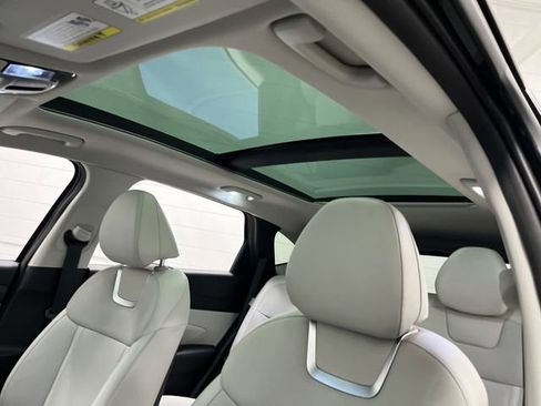 Used 2025 Hyundai Tucson Limited image 7