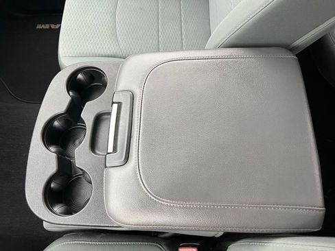 Used 2015 RAM 1500 Express image 26