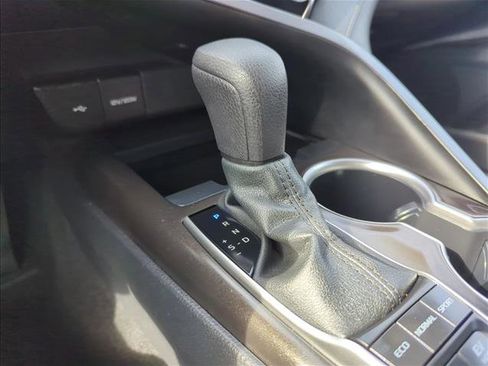 Used 2023 Toyota Camry LE FWD image 12