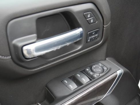 Used 2022 Chevrolet Silverado 3500 LTZ w/ LTZ Plus Package image 16