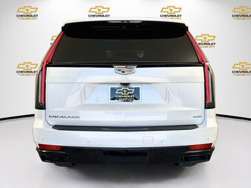 Used 2022 Cadillac Escalade Sport RWD image 7