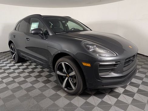 New 2026 Porsche Macan AWD/4WD image 9