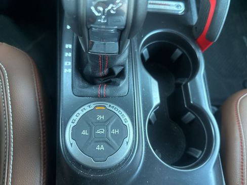 Used 2024 Ford Bronco Heritage Edition image 21