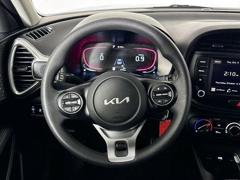Used 2023 Kia Soul LX w/ Option Group 015 image 22