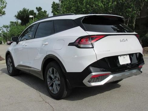 Used 2025 Kia Sportage SX FWD image 4
