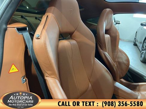 Used 2017 McLaren 570S RWD image 12