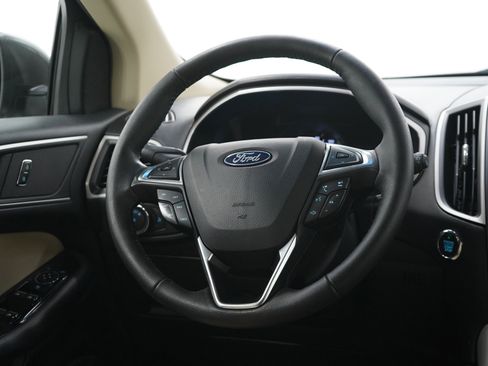 Used 2018 Ford Edge SEL w/ Equipment Group 201A AWD/4WD image 15