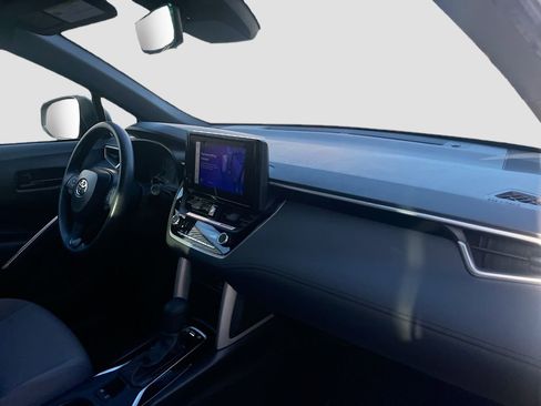 Used 2024 Toyota Corolla Cross S image 28