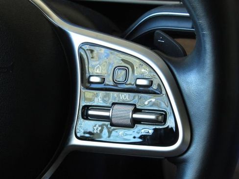 Used 2022 Mercedes-Benz GLE 350 4MATIC image 27