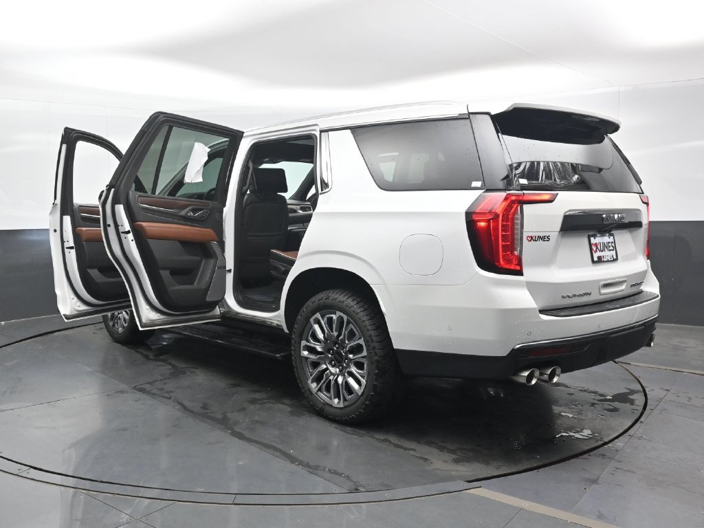 Used 2023 GMC Yukon Denali Ultimate AWD/4WD image 49
