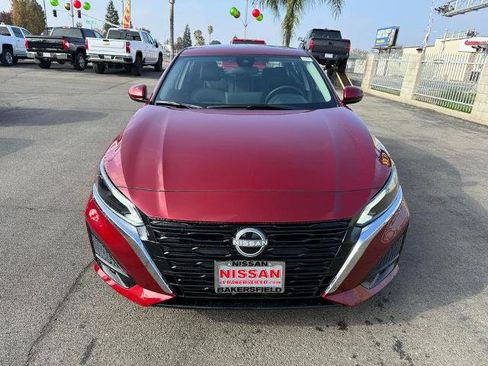 New 2025 Nissan Altima 2.5 SV w/ SV Special Edition Package image 2