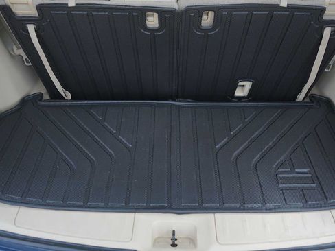 Used 2013 Nissan Pathfinder Platinum w/ Platinum Premium Pkg FWD image 27