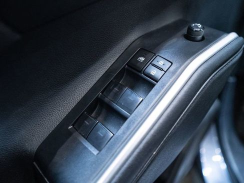 Certified 2024 Toyota Highlander LE image 21