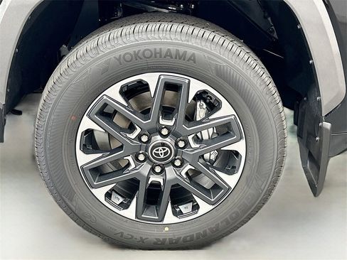 New 2026 Toyota Tundra Limited image 9