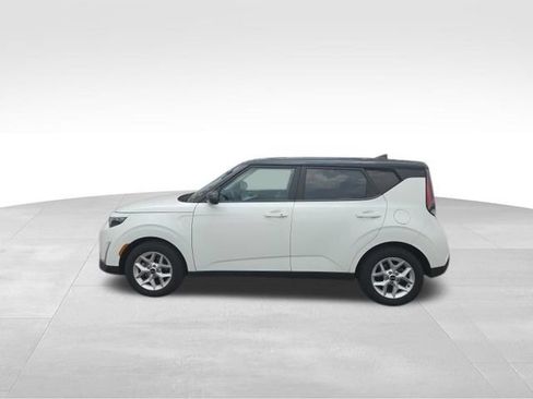 Used 2024 Kia Soul S FWD image 5