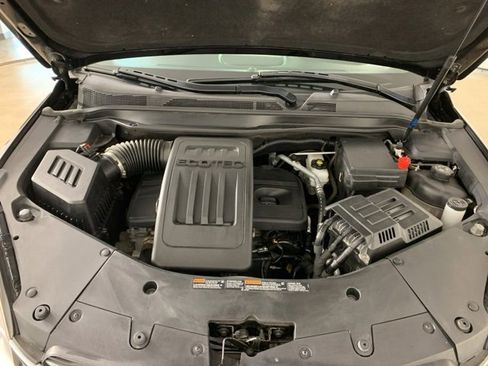 Used 2017 Chevrolet Equinox LT w/ Convenience Package image 38