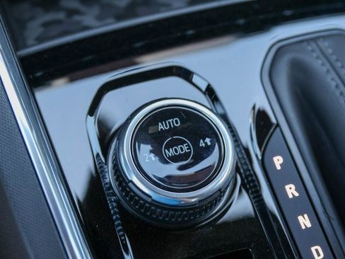 New 2026 GMC Canyon Elevation w/ Convenience Package image 17