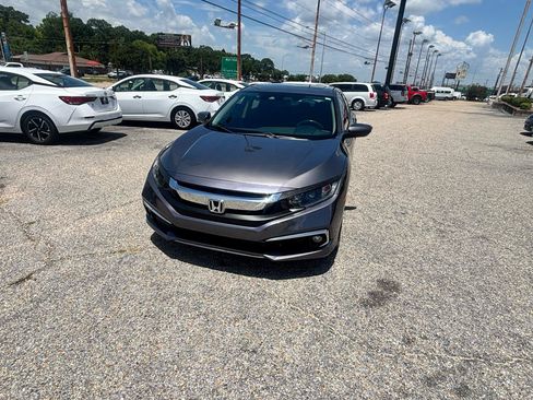 Used 2019 Honda Civic EX image 8