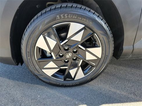 Used 2024 Hyundai Kona SEL image 31