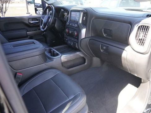 Used 2022 Chevrolet Silverado 2500 LTZ w/ LTZ Plus Package image 18