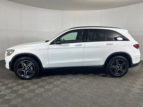 Used 2022 Mercedes-Benz GLC 300 4MATIC image 5