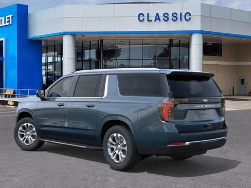 New 2026 Chevrolet Suburban LS image 3