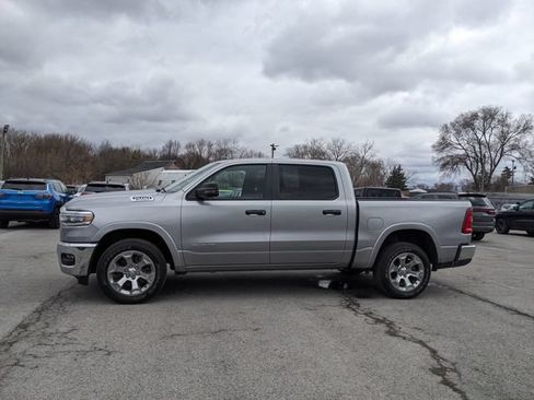 Used 2025 RAM 1500 Big Horn AWD/4WD image 40
