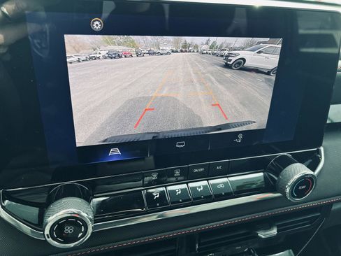 Used 2023 Chevrolet Colorado Z71 w/ Advanced Trailering Package image 31