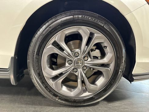 Certified 2024 Honda Accord EX image 29