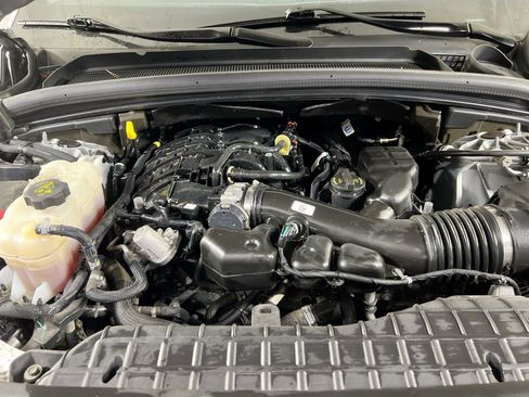 Used 2023 Jeep Grand Cherokee Limited image 29