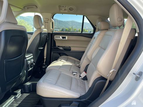 Used 2020 Ford Explorer Limited AWD/4WD image 21