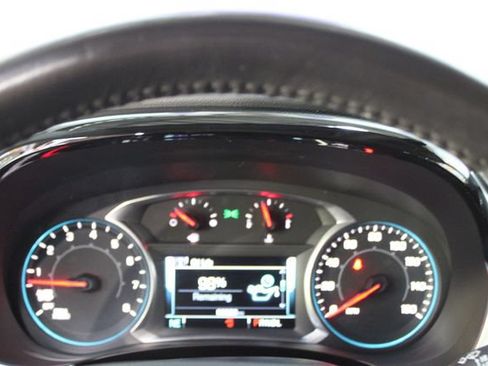 Used 2018 Chevrolet Traverse LT w/ LPO, 'HIT The Road' Package AWD/4WD image 18