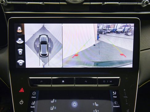 New 2025 Maserati Grecale Modena image 39