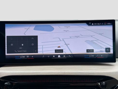 Certified 2025 BMW 330i Sedan image 35