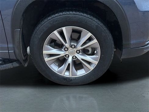 Used 2014 Toyota Highlander Plus image 9