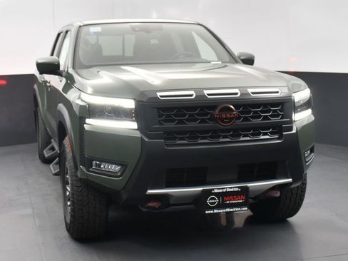 New 2026 Nissan Frontier PRO-4X w/ Pro-4x Convenience Package image 2