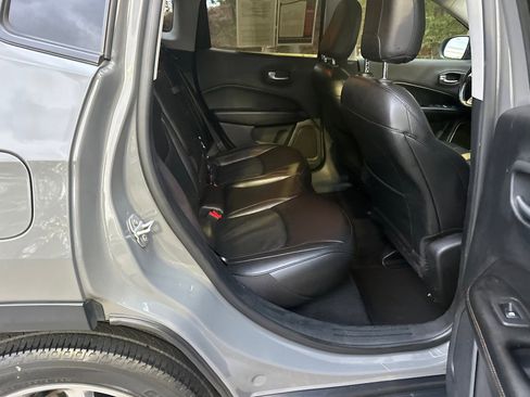 Used 2021 Jeep Compass Limited image 15