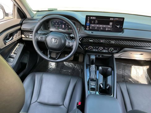 Used 2024 Honda Accord EX-L image 14