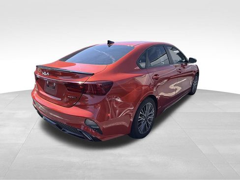 Used 2022 Kia Forte GT-Line w/ GT-Line Premium Package FWD image 2
