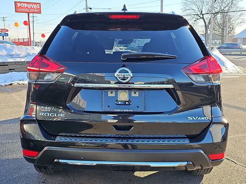 Used 2020 Nissan Rogue SV image 5