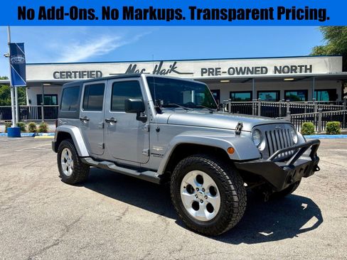 Used 2014 Jeep Wrangler Unlimited Sahara w/ Connectivity Group AWD/4WD image 1