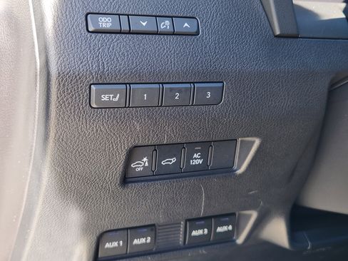 Used 2025 Lexus GX 550 image 26