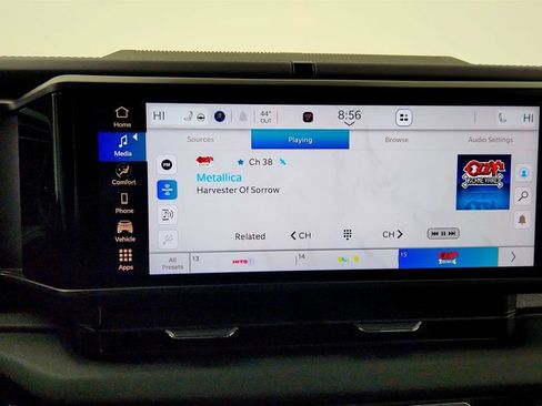 Used 2025 Jeep Wrangler Unlimited Sahara image 18