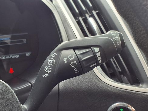 Certified 2022 Ford Edge SE w/ Black Appearance Package image 22