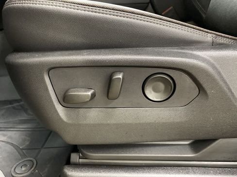 Used 2024 Chevrolet Tahoe High Country w/ Premium Package image 14