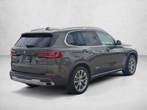 Certified 2023 BMW X5 sDrive40i w/ Premium Package image 5