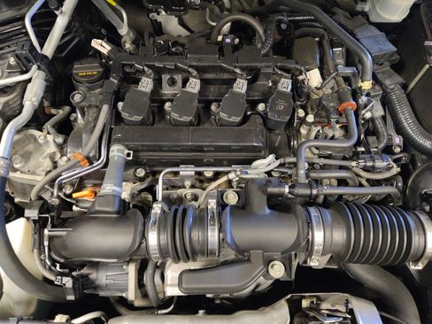 Used 2018 Honda Accord EX image 30