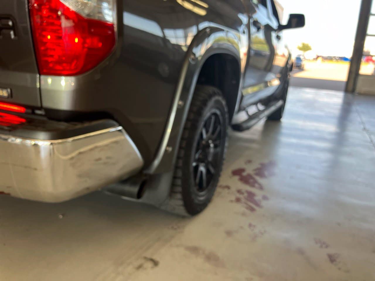 Used 2021 Toyota Tundra SR5 w/ SR5 Leather Package RWD image 12